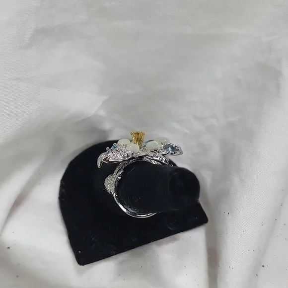 SLIVER FLOWER RING - Picture 4 of 5